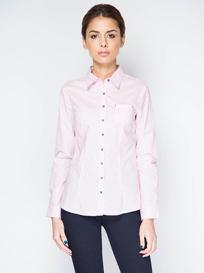 розовая женская рубашка