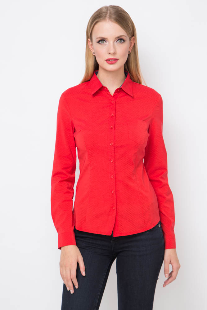 женская рубашка красная