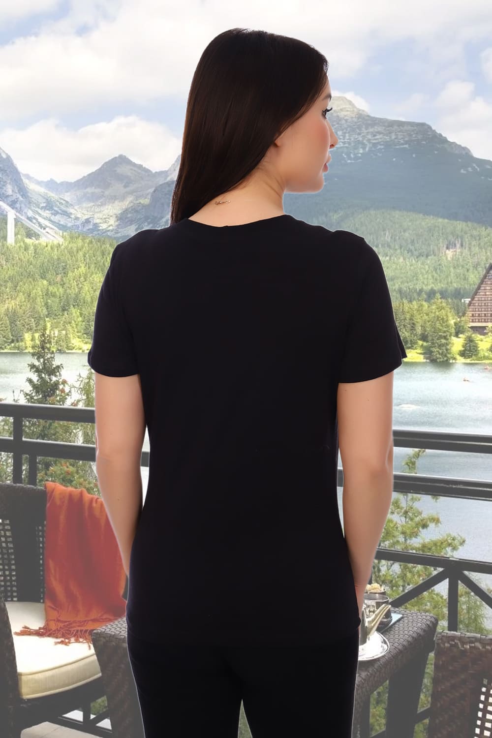 Черная женская футболка с аппликацией Natali