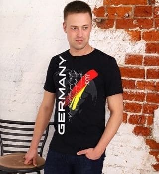 Черная футболка с надписью Germany