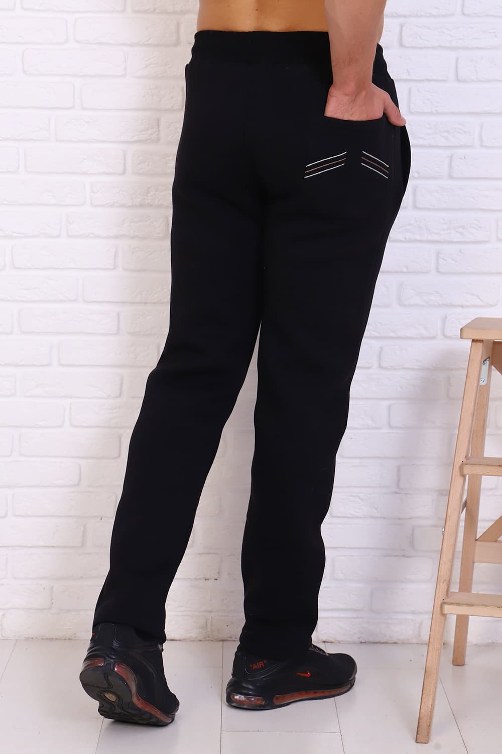 Черные теплые брюки прямые 16586