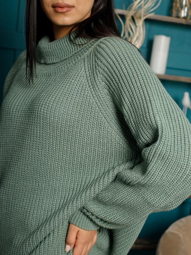 Женский вязаный свитер оверсайз с горлом 02093