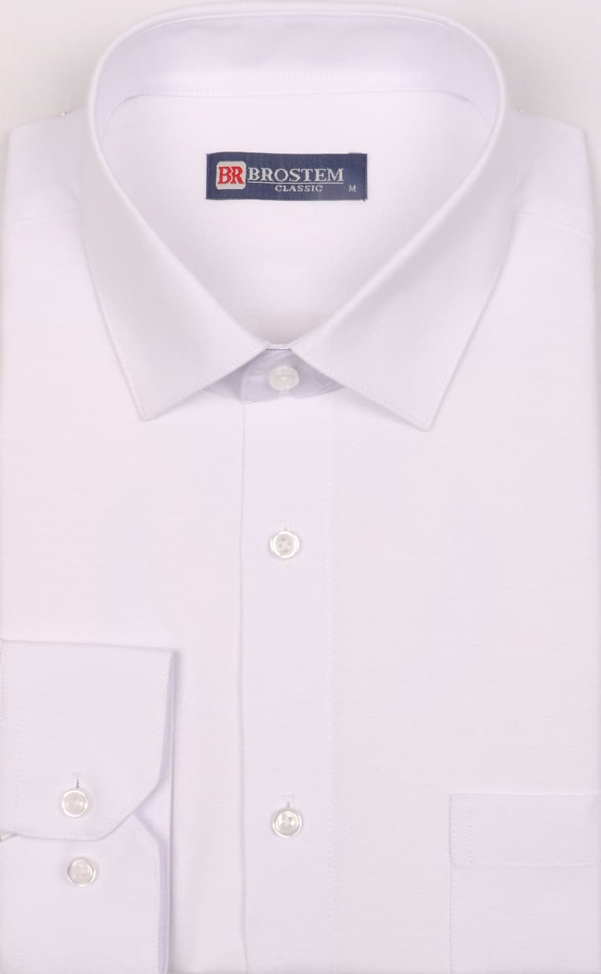 белая мужская рубашка
